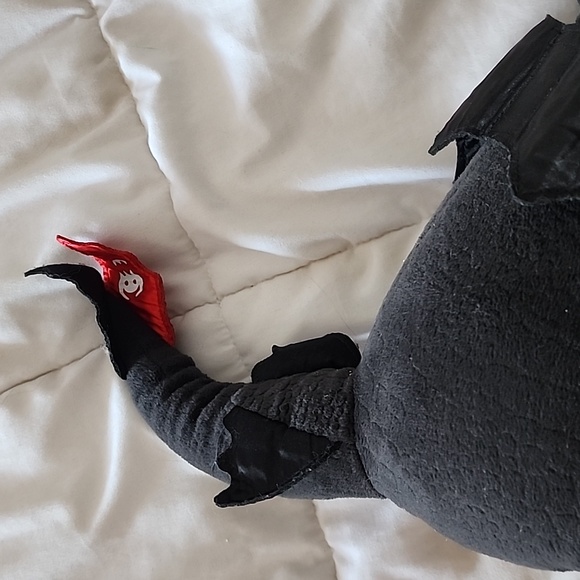 How To Train Your Dragon Toothless, Build a Bear plush - Picture 4 of 5